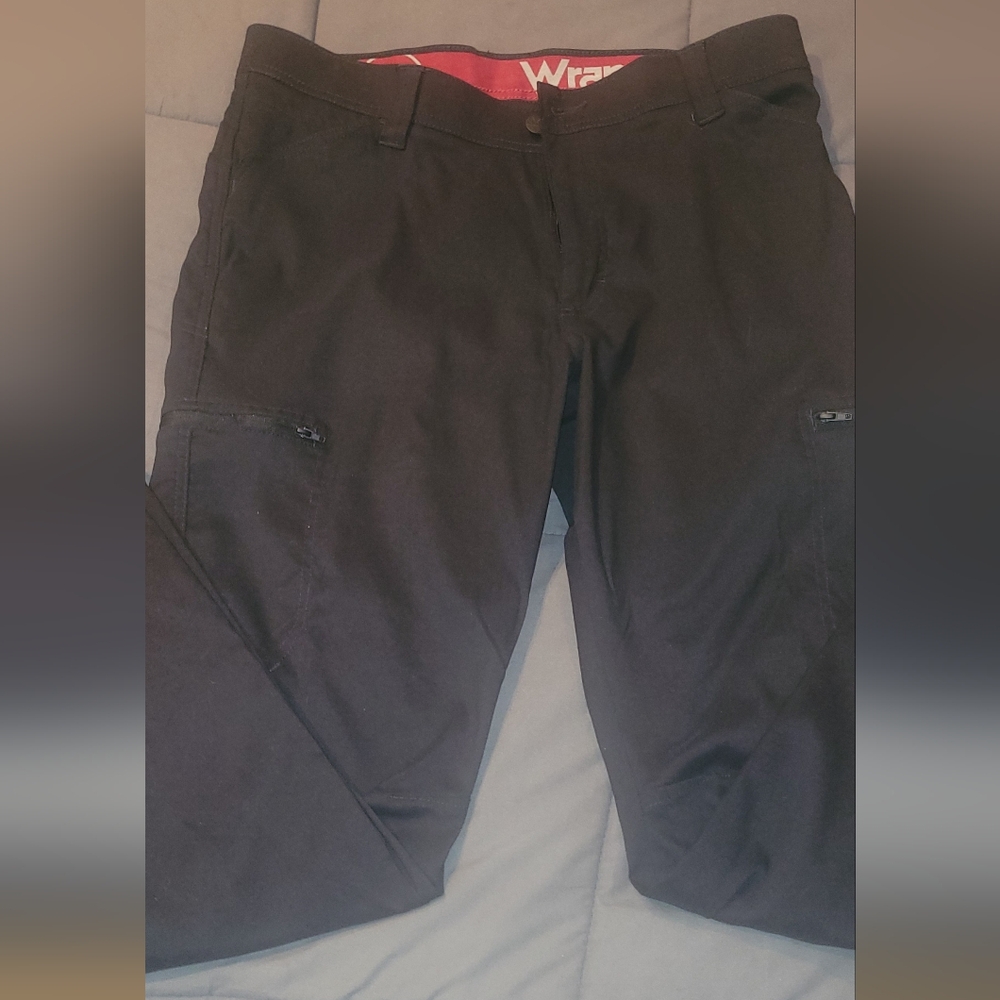 Wrangler Mens 34x30 Black Hiking All Terrain Cargo Pants